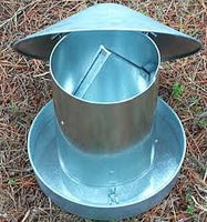 Poultry feeder Galv china hat 1kg